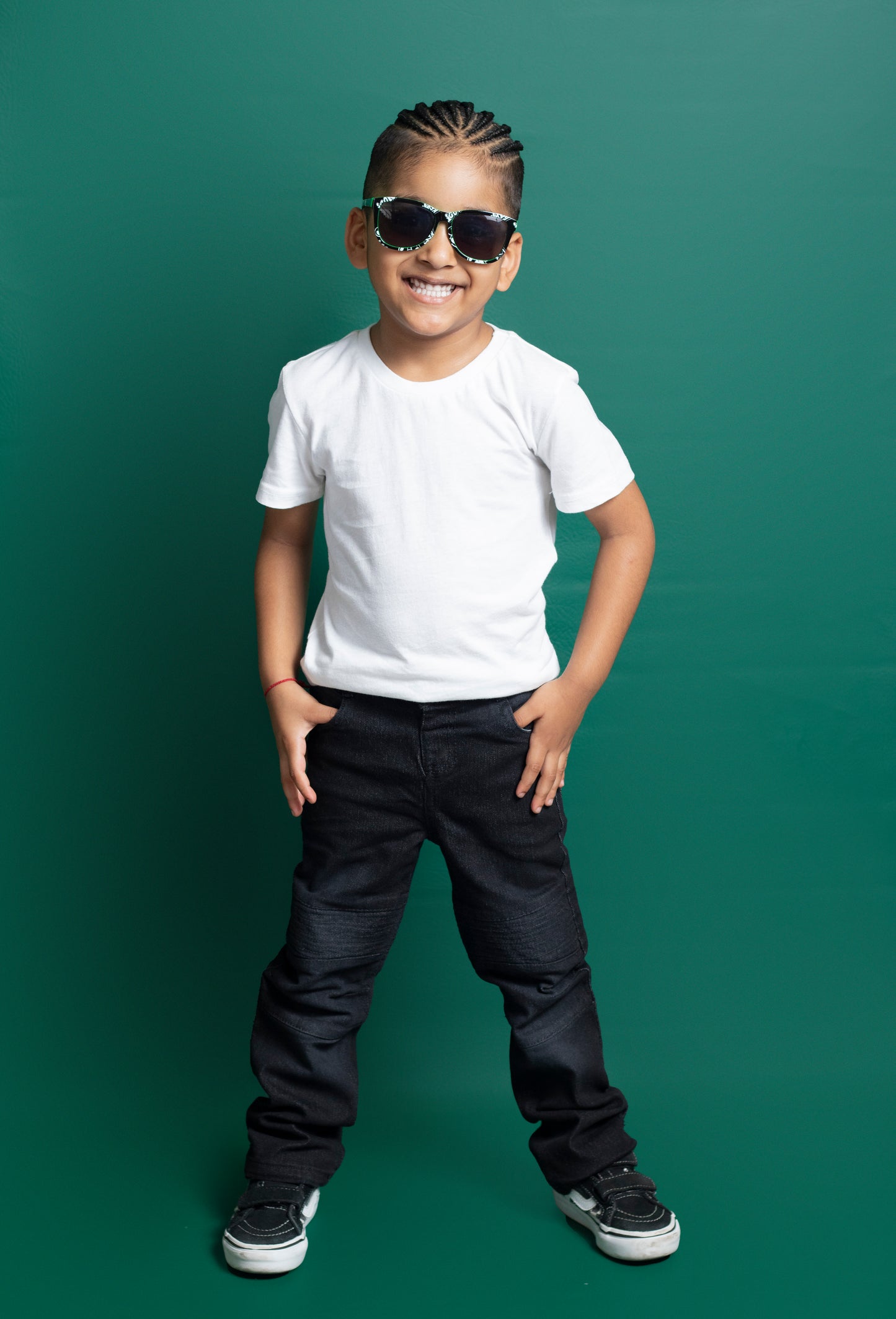 Little Boys Classic Fit Jeans (DM131)