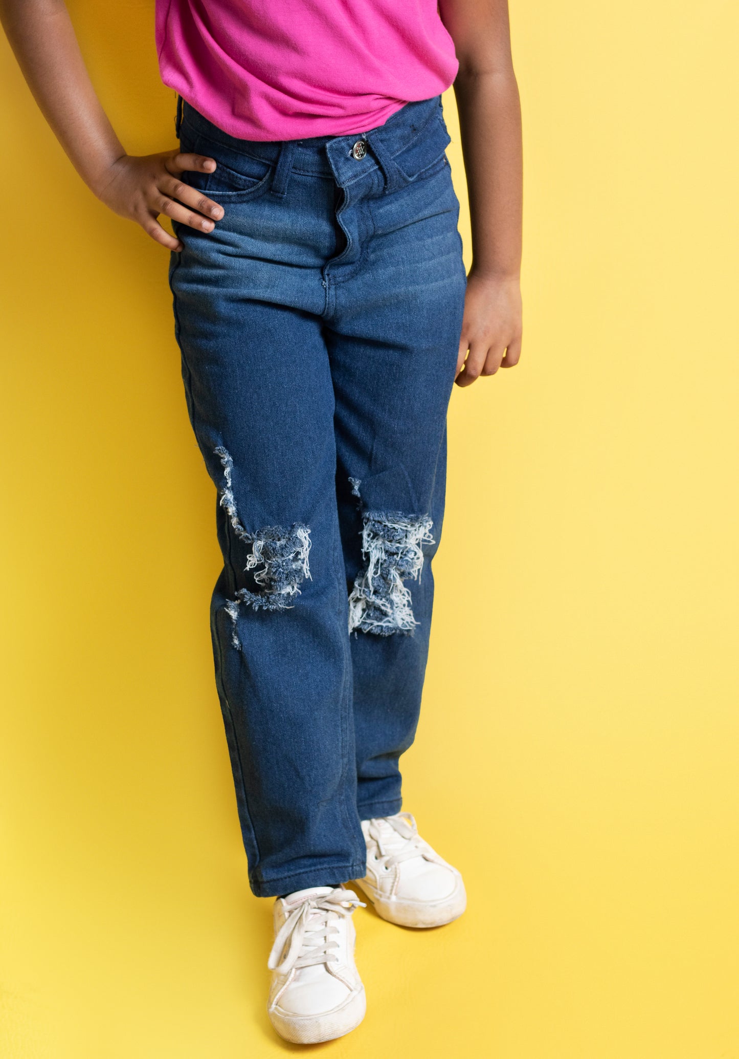 Big Girls 5 Pocket Balloon Fit Jeans with Distressed Detail (DK122)